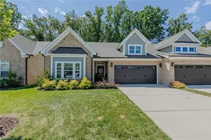 1074 Stowe St, Burlington, NC 27215 - Photo 1