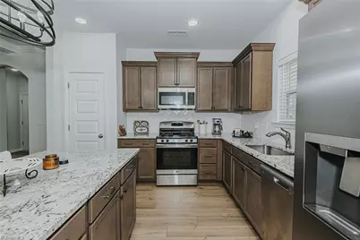 1074 Stowe Street, Burlington, NC 27215 - Photo 8