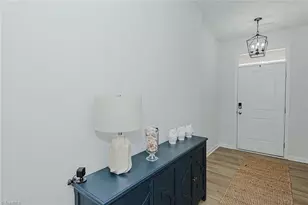 1074 Stowe St, Burlington, NC 27215 - Photo 6