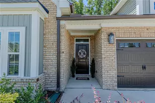 1074 Stowe St, Burlington, NC 27215 - Photo 4