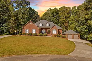 100 Burkeview Ct, Lexington, NC 27295 - Photo 1