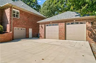 100 Burkeview Ct, Lexington, NC 27295 - Photo 44