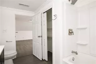 600 E Fairfield Rd, High Point, NC 27263 - Photo 28