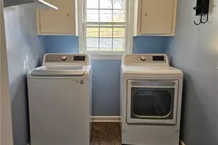 2803 Watauga Dr, Greensboro, NC 27408 - Photo 14