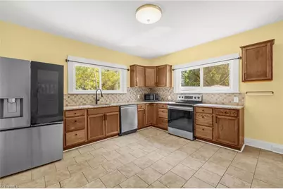 1103 Wentworth Street, Reidsville, NC 27320 - Photo 10