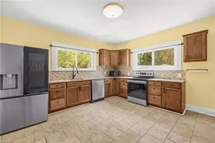 1103 Wentworth St, Reidsville, NC 27320 - Photo 10