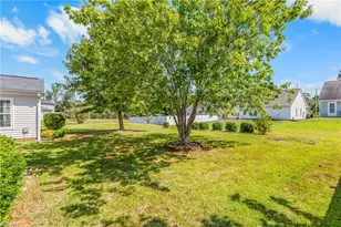 1522 Hamilton Hills Dr, Greensboro, NC 27406 - Photo 24