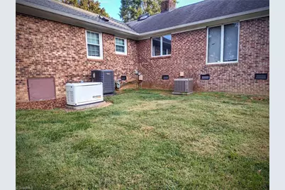 4704 Chesterton Drive, Greensboro, NC 27406 - Photo 44