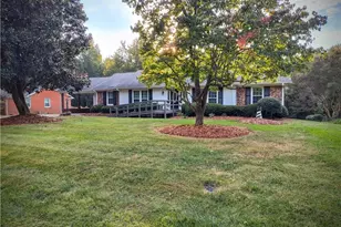 4704 Chesterton Dr, Greensboro, NC 27406 - Photo 40