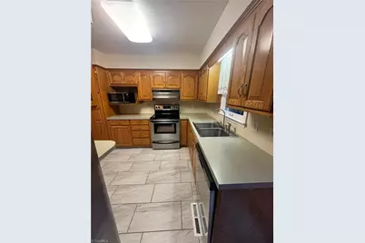 6045 Stone Bluff Drive, Clemmons, NC 27012 - Photo 8