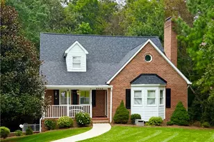 6045 Stone Bluff Dr, Clemmons, NC 27012 - Photo 2