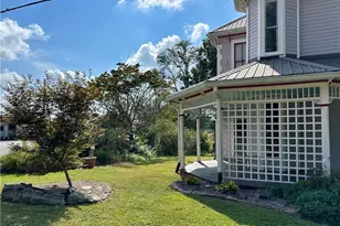 110 W Church St, Mocksville, NC 27028 - Photo 2