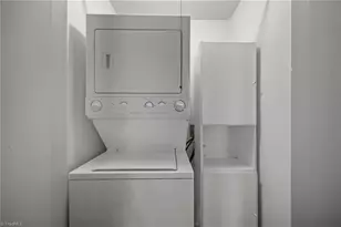 502 W Hunter St, Madison, NC 27025 - Photo 26