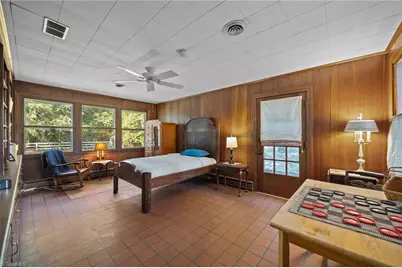 502 W Hunter Street, Madison, NC 27025 - Photo 24