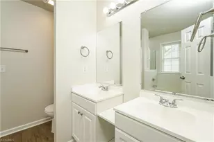 4403 Pleasant Valley Rd, Greensboro, NC 27406 - Photo 10