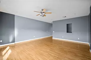 360 Elm St, Greensboro, NC 27401 - Photo 8