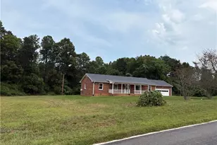 4445 Mecum Rd, Walkertown, NC 27051 - Photo 2