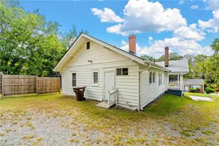 1203 Vance St, Greensboro, NC 27406 - Photo 30