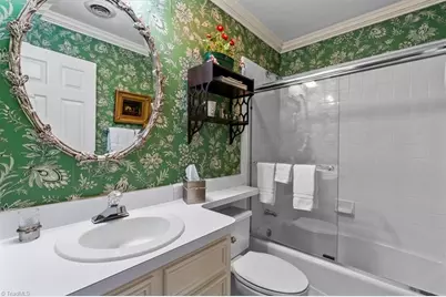 8 Ashton Square, Greensboro, NC 27408 - Photo 36