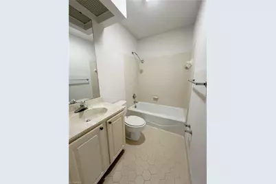 210 Lindell Road #E, Greensboro, NC 27403 - Photo 6