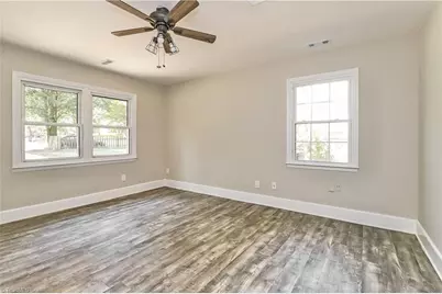 2108 Cottage Place, Greensboro, NC 27455 - Photo 10