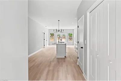 909 Roosevelt Street, Winston-Salem, NC 27105 - Photo 6