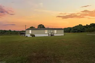 2385 Clacie Ln, Liberty, NC 27298 - Photo 2