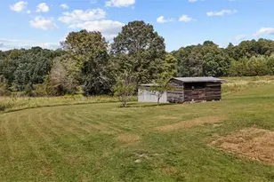 2385 Clacie Ln, Liberty, NC 27298 - Photo 32