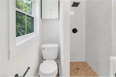 303 W Camel Street, Greensboro, NC 27401 - Photo 16