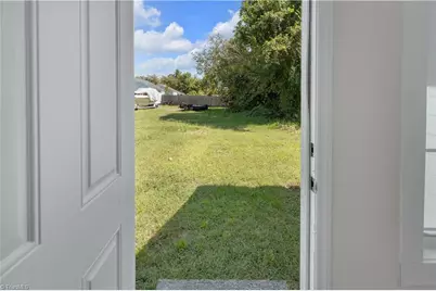 303 W Camel Street, Greensboro, NC 27401 - Photo 20