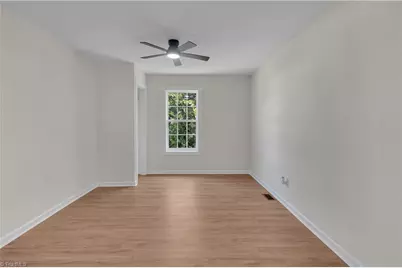 303 W Camel Street, Greensboro, NC 27401 - Photo 18