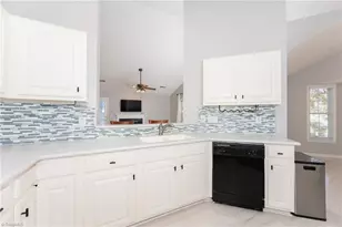 3419 Derbywood Dr, Greensboro, NC 27410 - Photo 12