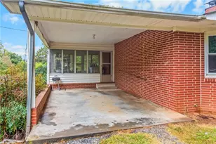 752 Joe Layne Mill Rd, Elkin, NC 28621 - Photo 10