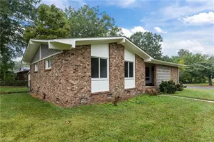 2400 Four Seasons Blvd, Greensboro, NC 27407 - Photo 18