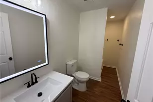 411 Doak St, Thomasville, NC 27360 - Photo 4