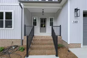 540 N Timberlea St, Liberty, NC 27298 - Photo 4