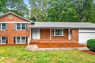 5115 Edinborough Rd, Greensboro, NC 27406 - Photo 2