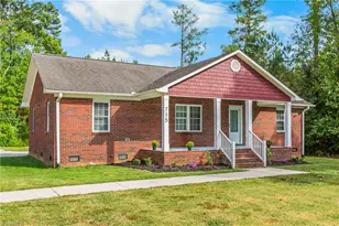 715 Archdale Dr, Lexington, NC 27292 - Photo 1