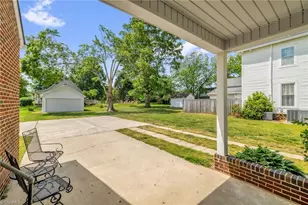 318 S Fayetteville St, Liberty, NC 27298 - Photo 26