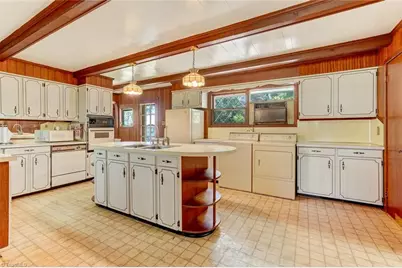 4009 Groometown Road, Greensboro, NC 27407 - Photo 8