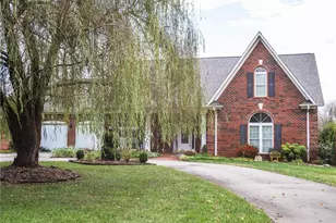 148 Magnolia Dr, North Wilkesboro, NC 28659 - Photo 18