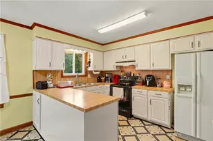 6433 Lamshire Rd, Kernersville, NC 27284 - Photo 10