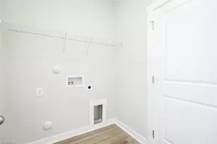 409 E Lee Ave, Yadkinville, NC 27055 - Photo 22