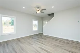 409 E Lee Ave, Yadkinville, NC 27055 - Photo 18