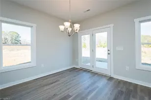 409 E Lee Ave, Yadkinville, NC 27055 - Photo 6