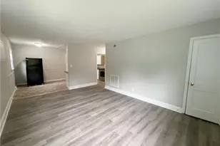 2506 Belmar St, Greensboro, NC 27407 - Photo 2