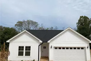 413 E Lee Ave, Yadkinville, NC 27055 - Photo 1