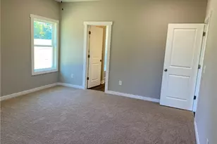 413 E Lee Ave, Yadkinville, NC 27055 - Photo 22