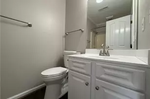 815 Meadowstone Dr, Winston-Salem, NC 27104 - Photo 10