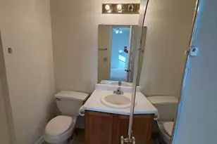 1650 Hill Ct, Winston-Salem, NC 27107 - Photo 4